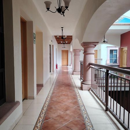 Hotel Meson Mariano Matamoros Queretaro Exterior photo